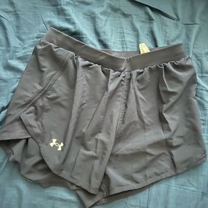 Navy blue under armor shorts